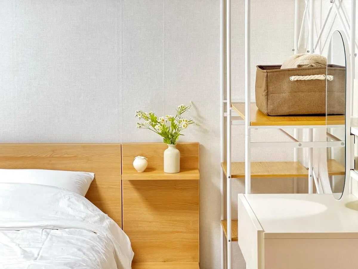 Monet Garden Cozy And Greeny 2 Rooms In Sinchon 서울특별시 0*,  대한민국